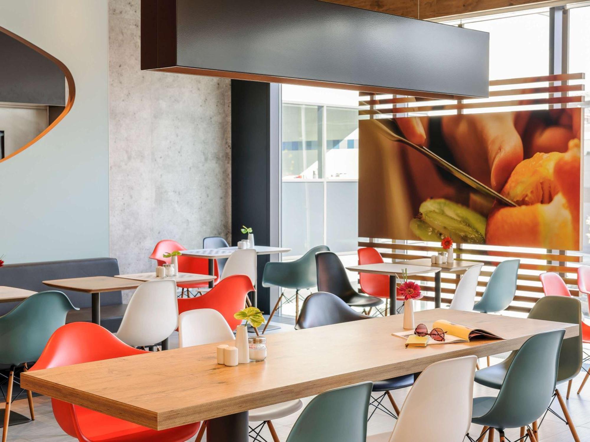 Ibis Wien Hauptbahnhof Esterno foto