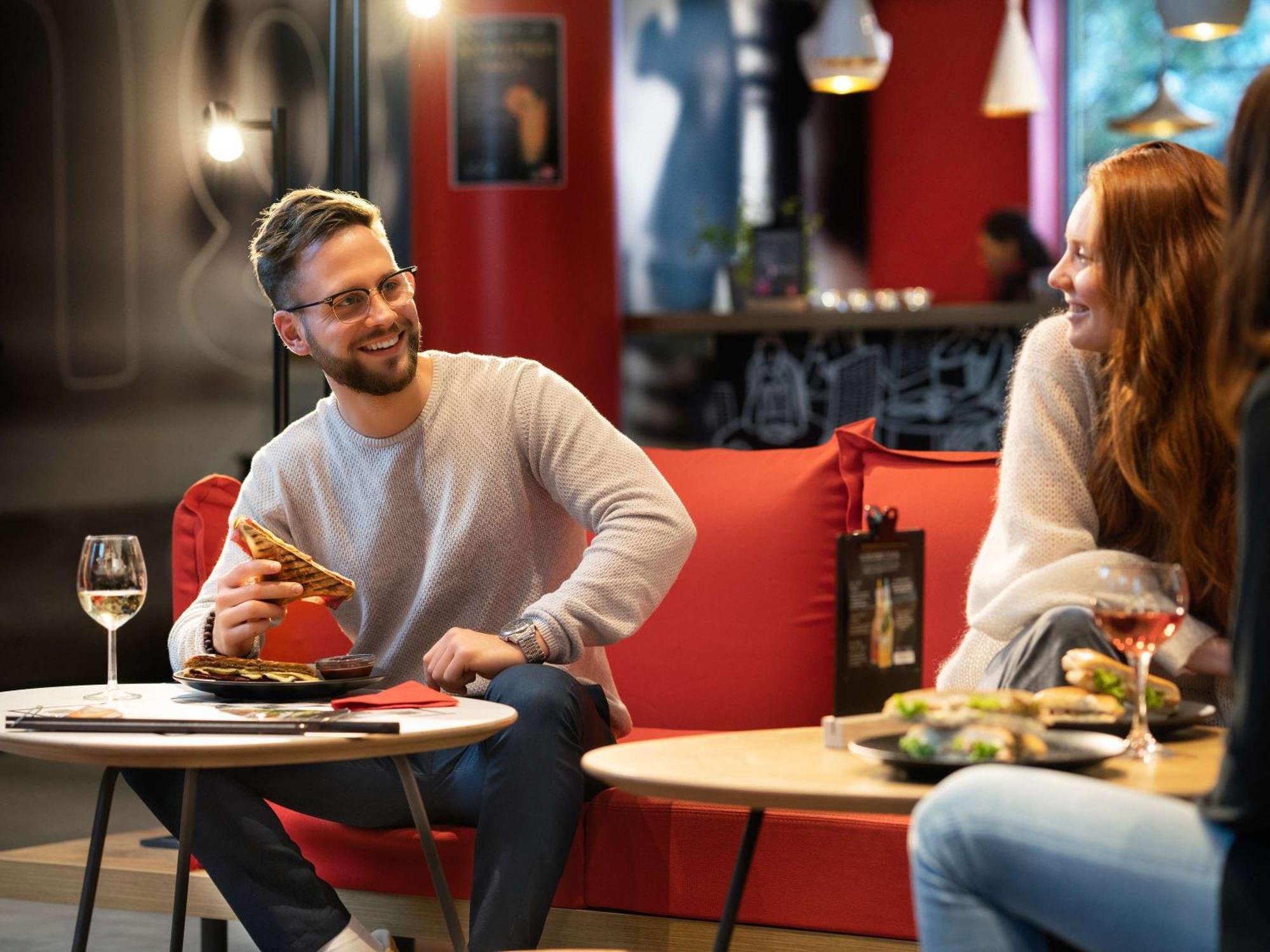 Ibis Wien Hauptbahnhof Esterno foto