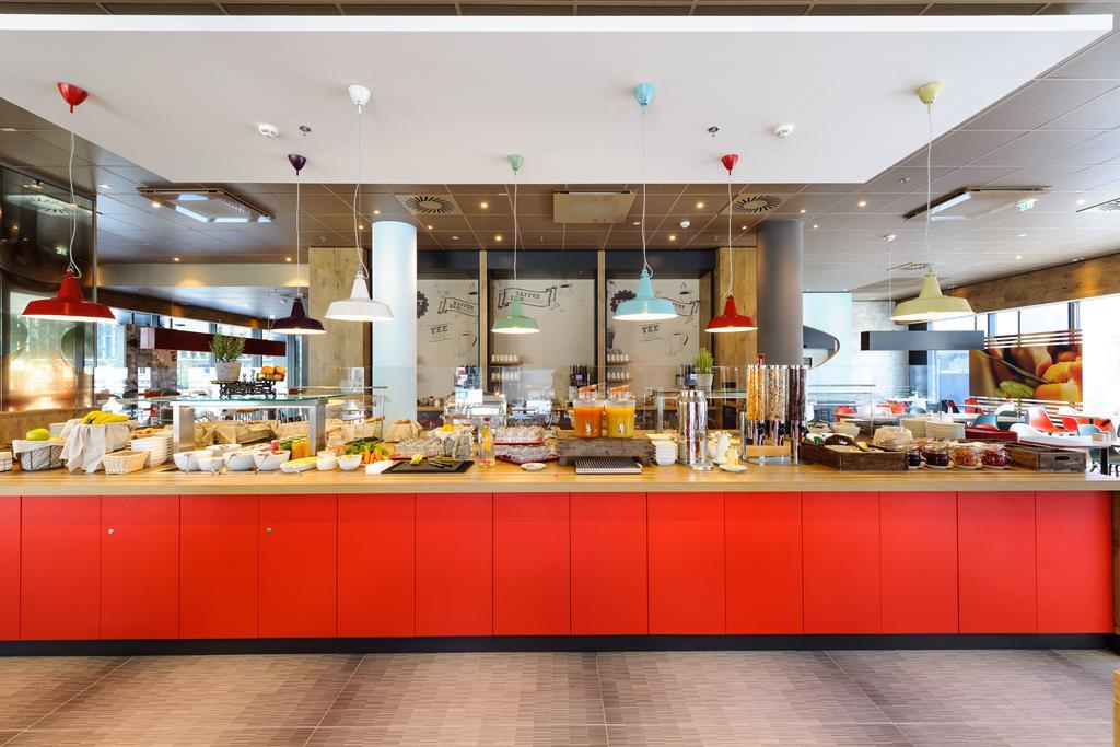 Ibis Wien Hauptbahnhof Esterno foto