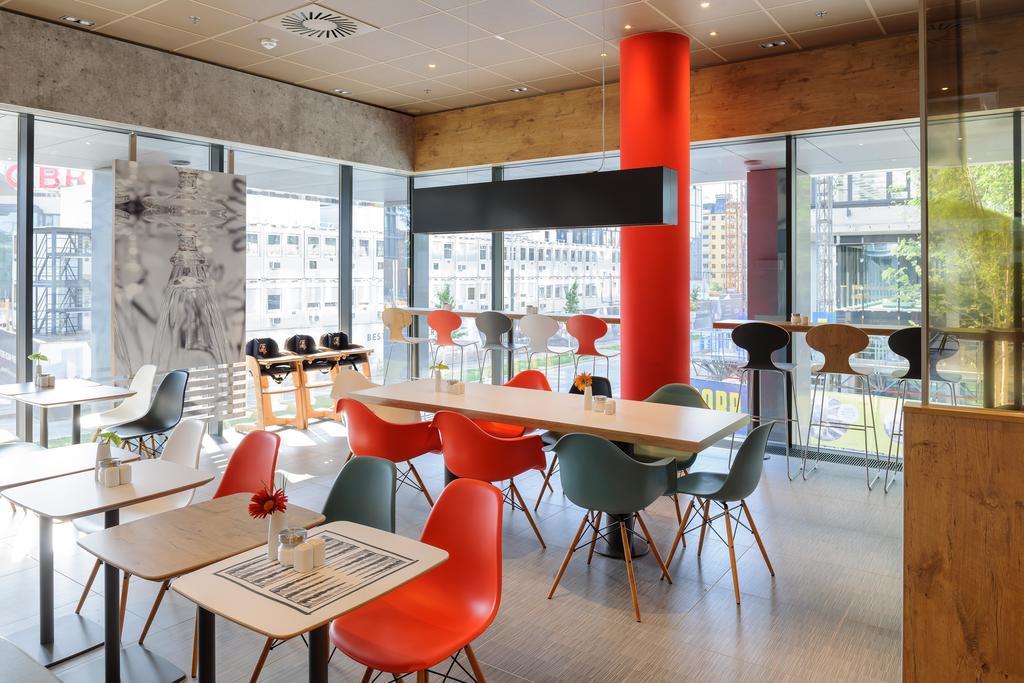 Ibis Wien Hauptbahnhof Esterno foto