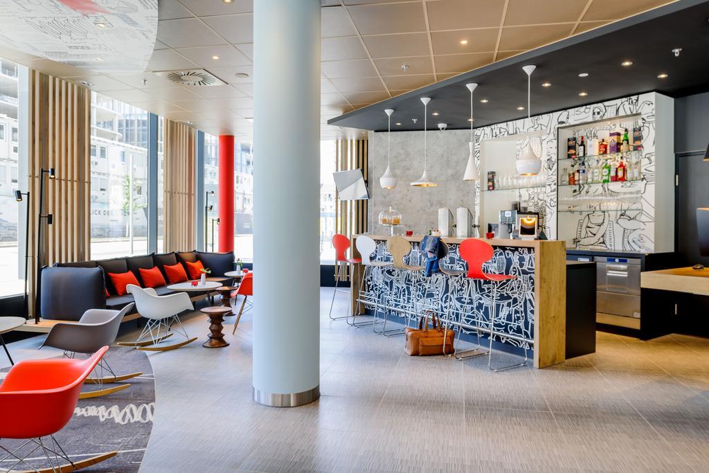 Ibis Wien Hauptbahnhof Esterno foto
