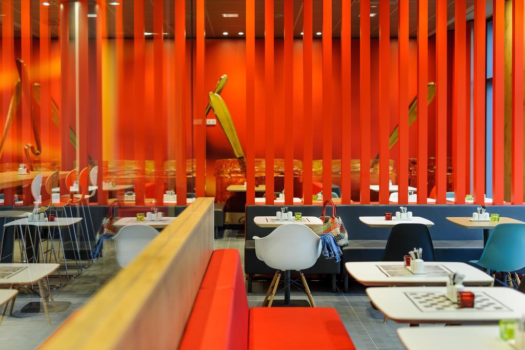 Ibis Wien Hauptbahnhof Esterno foto