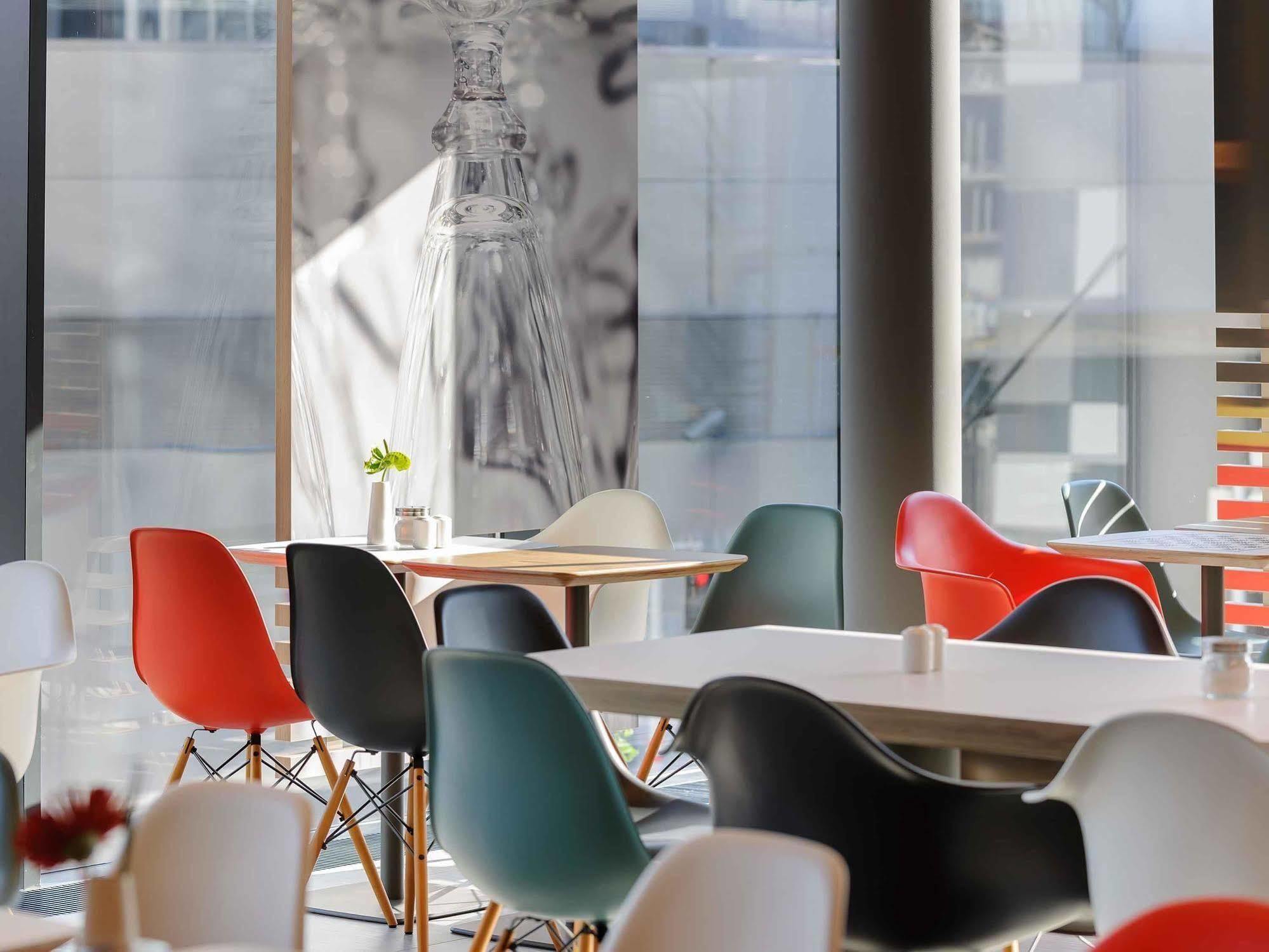 Ibis Wien Hauptbahnhof Esterno foto